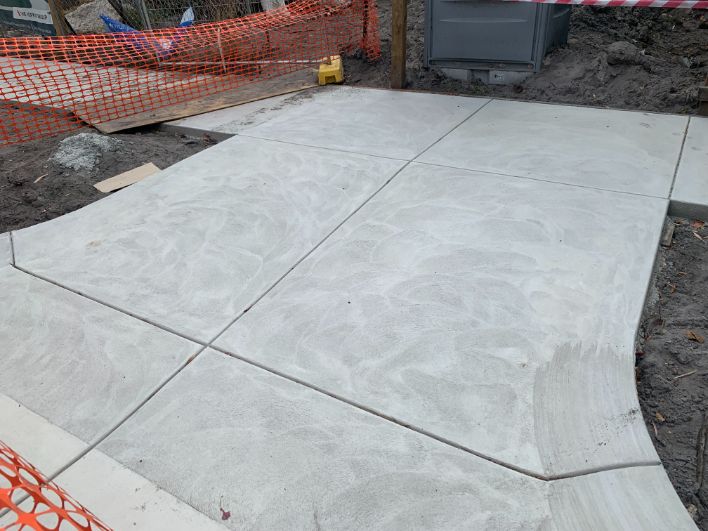 New concrete crossover in Seaford poured our team of concreters Frankston1