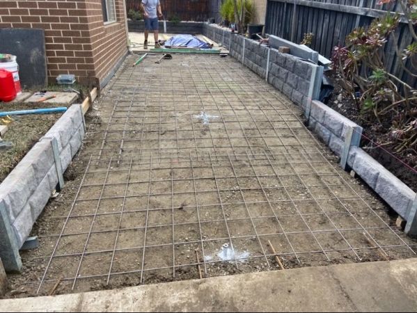 Concreters Hastings prepped the steel bars for their concrete driveway project Hastings